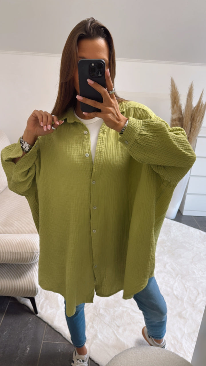 LANGE Oversize Musselin Bluse / soft matcha Art. 9285