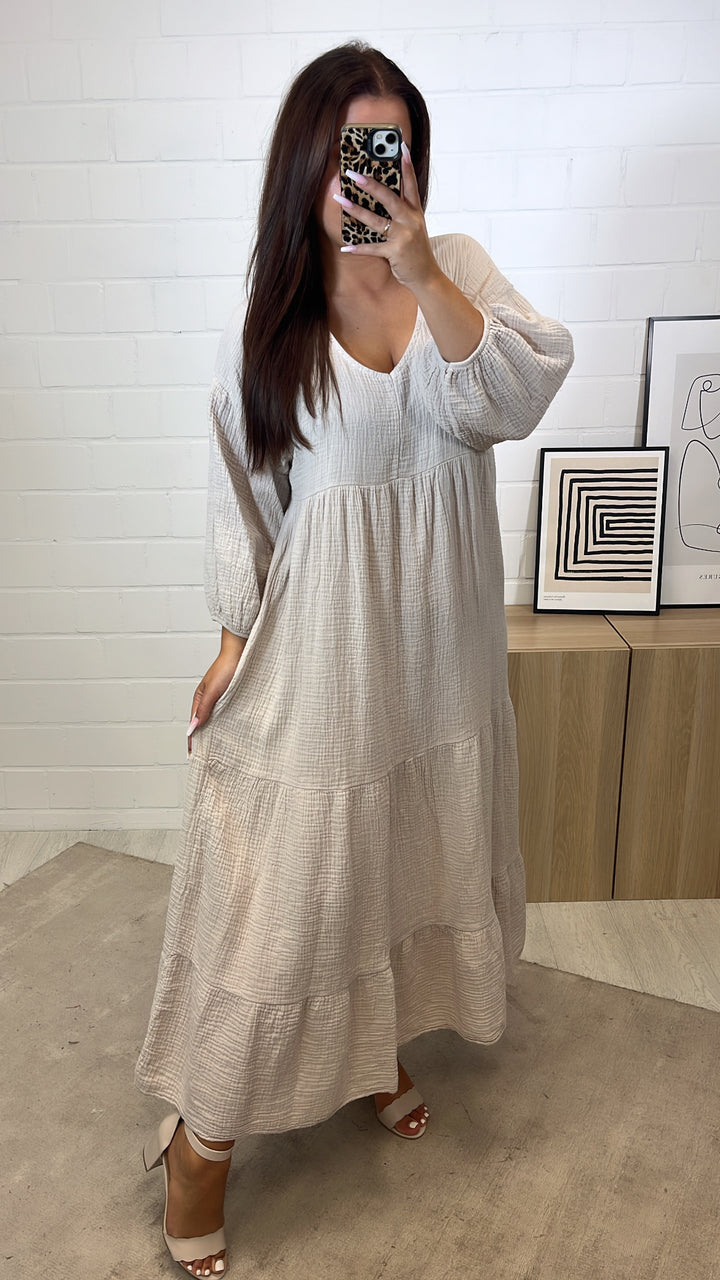 langes Musselin Kleid, Ärmel mit Gummibund / beige Art. 11222
