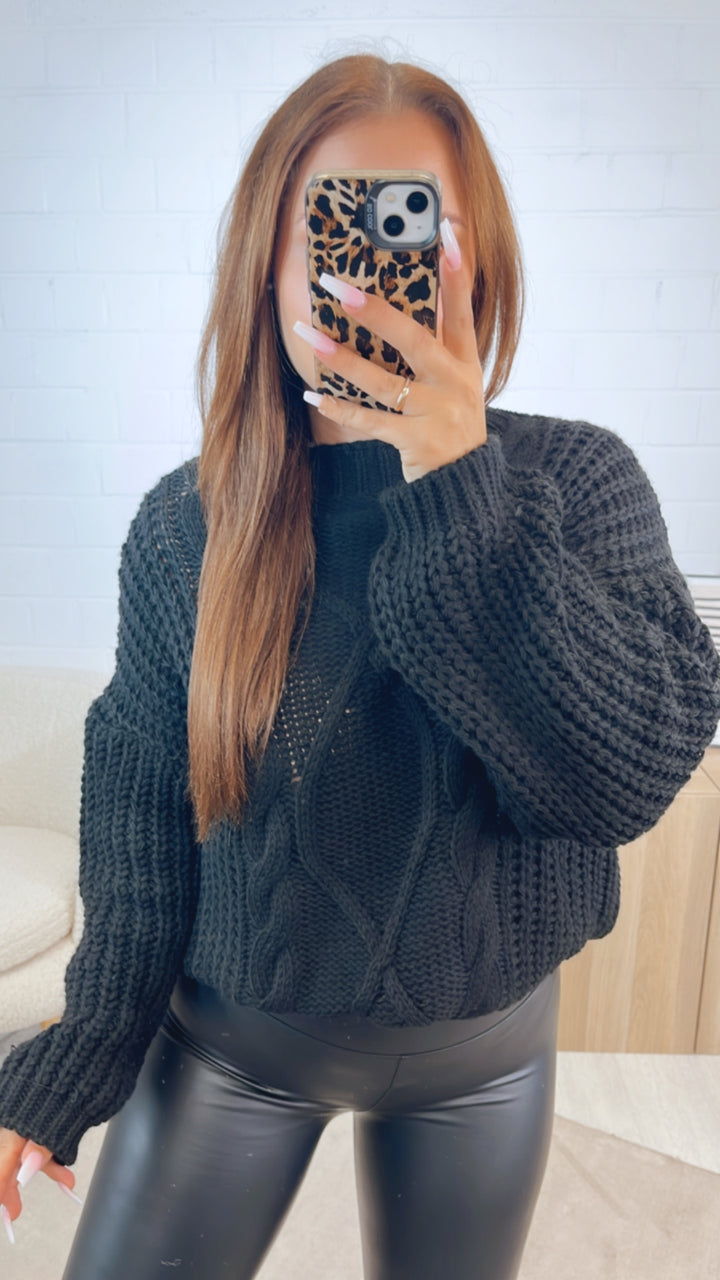 grober Strick Pullover mit Zopfmuster / schwarz Art. 12373