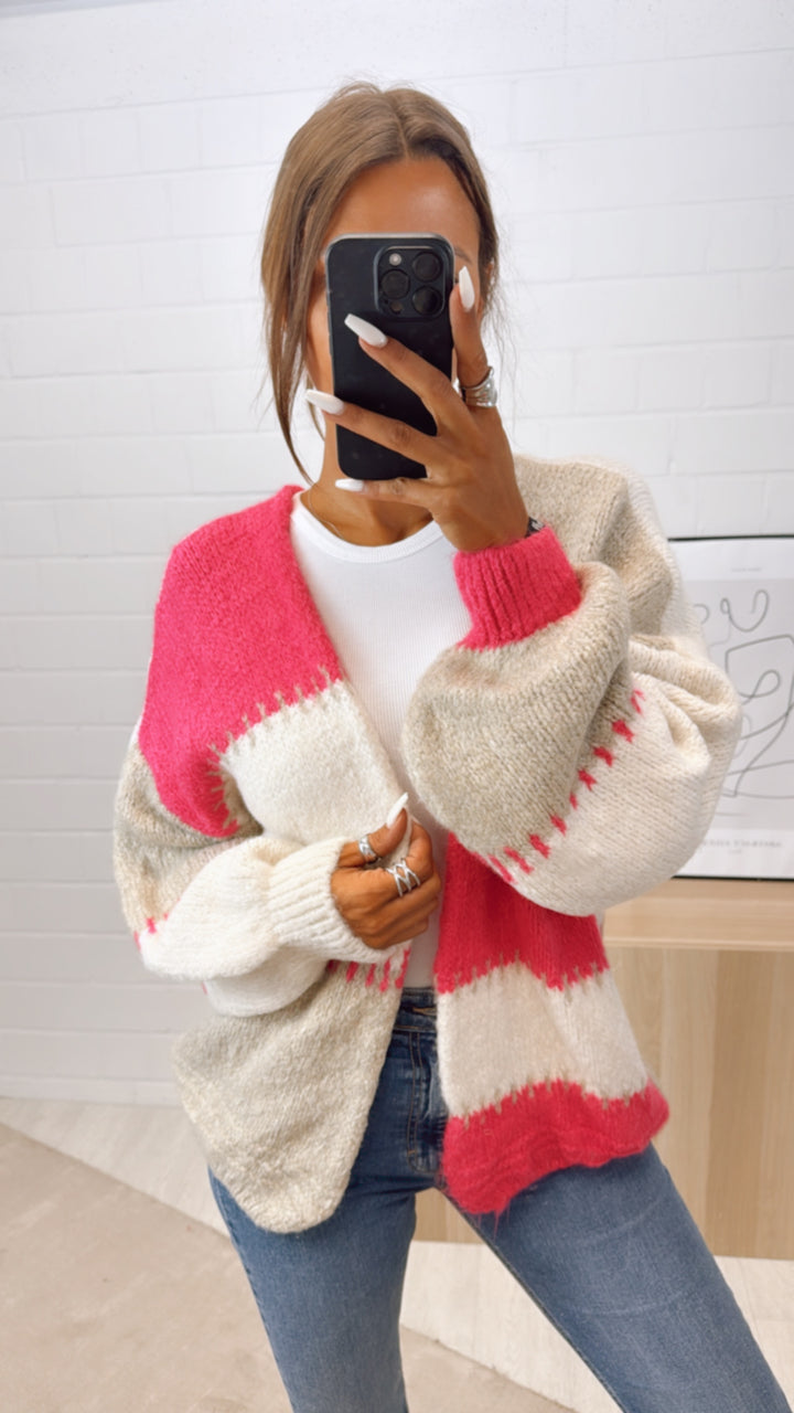 kurzer, mehrfarbiger Strick Cardigan / pink - creme - beige Art. 10724