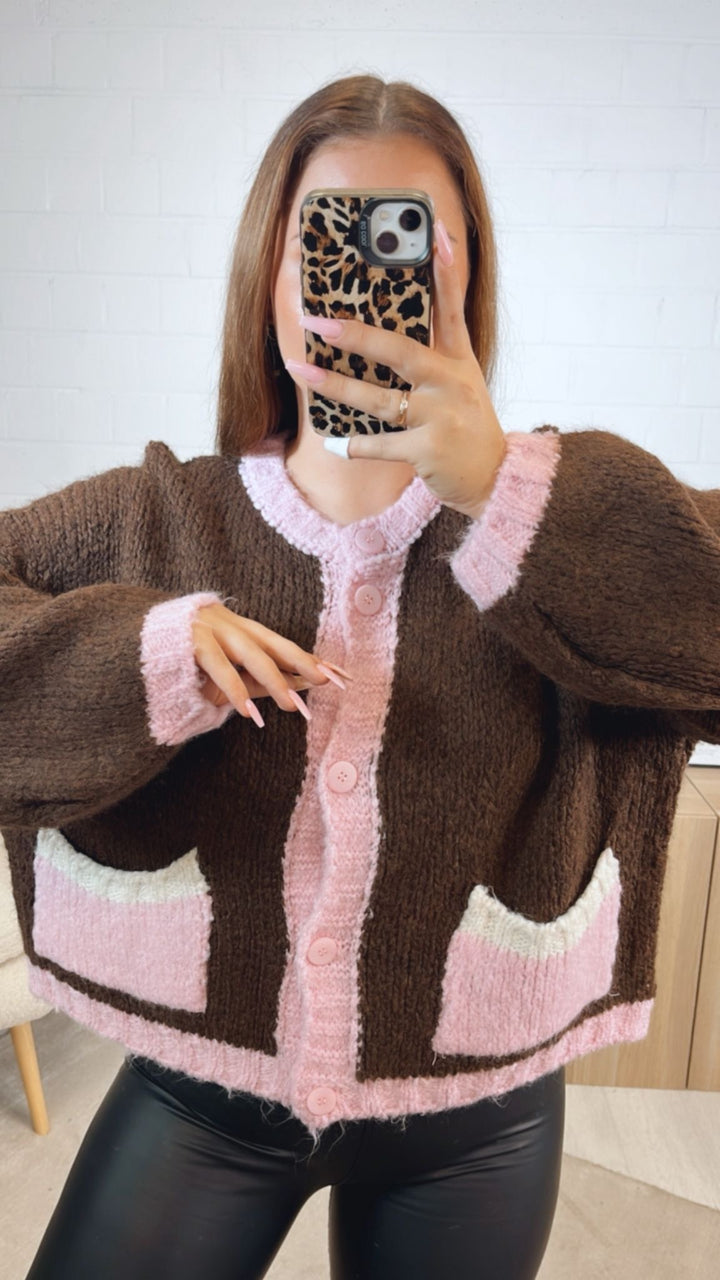 dreifarbiger Cardigan / dunkel braun - rosa - creme Art. 12500