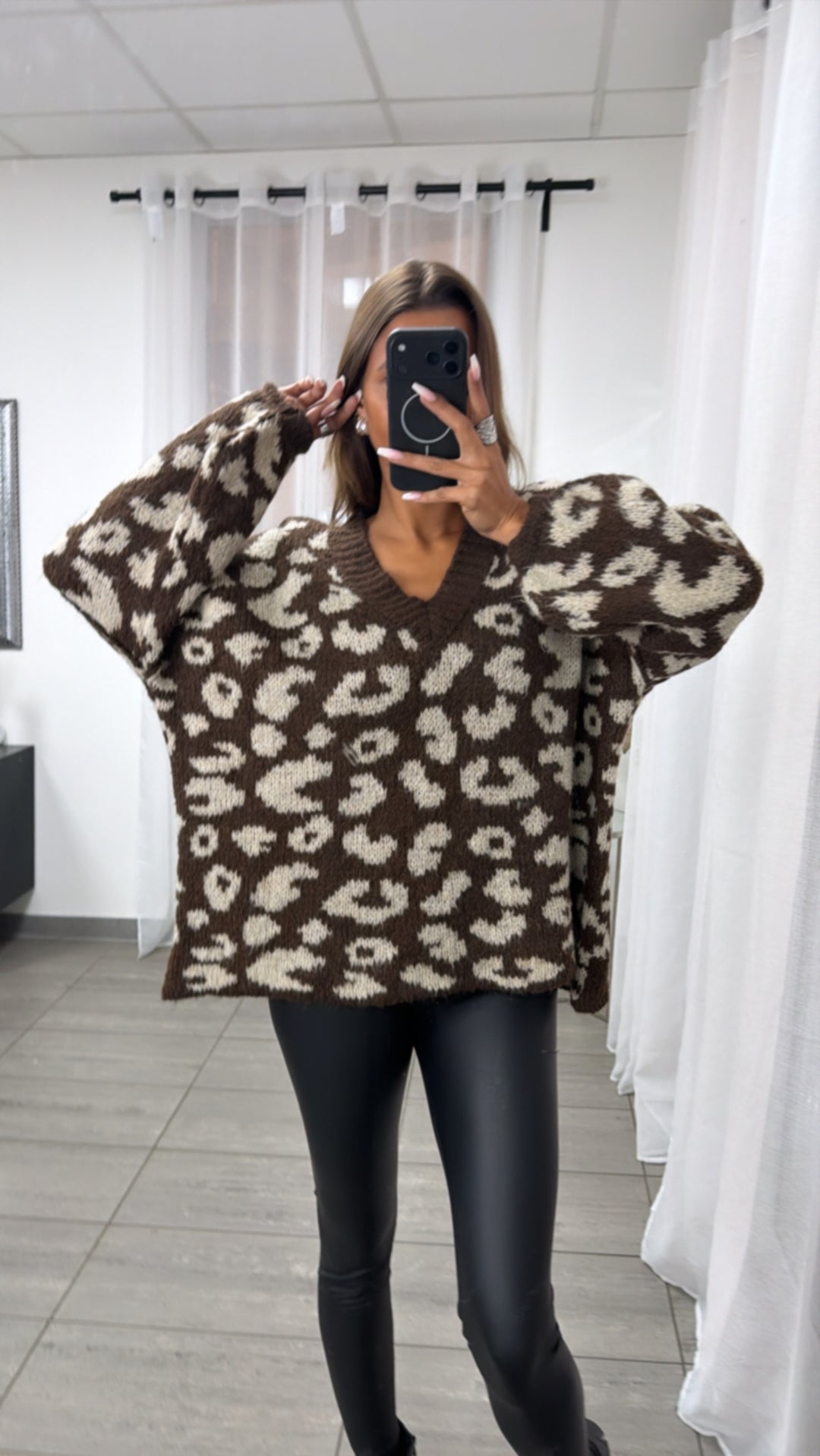 V-AUSSCHNITT LEO Oversize Kuschel - Pullover / Schoko braun - beige Art. 13063