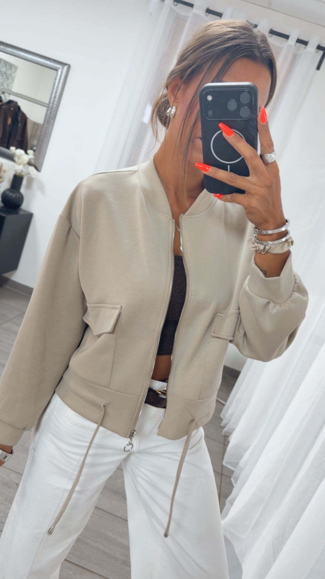 Casual Jacke mit Taschen / beige Art. 16079