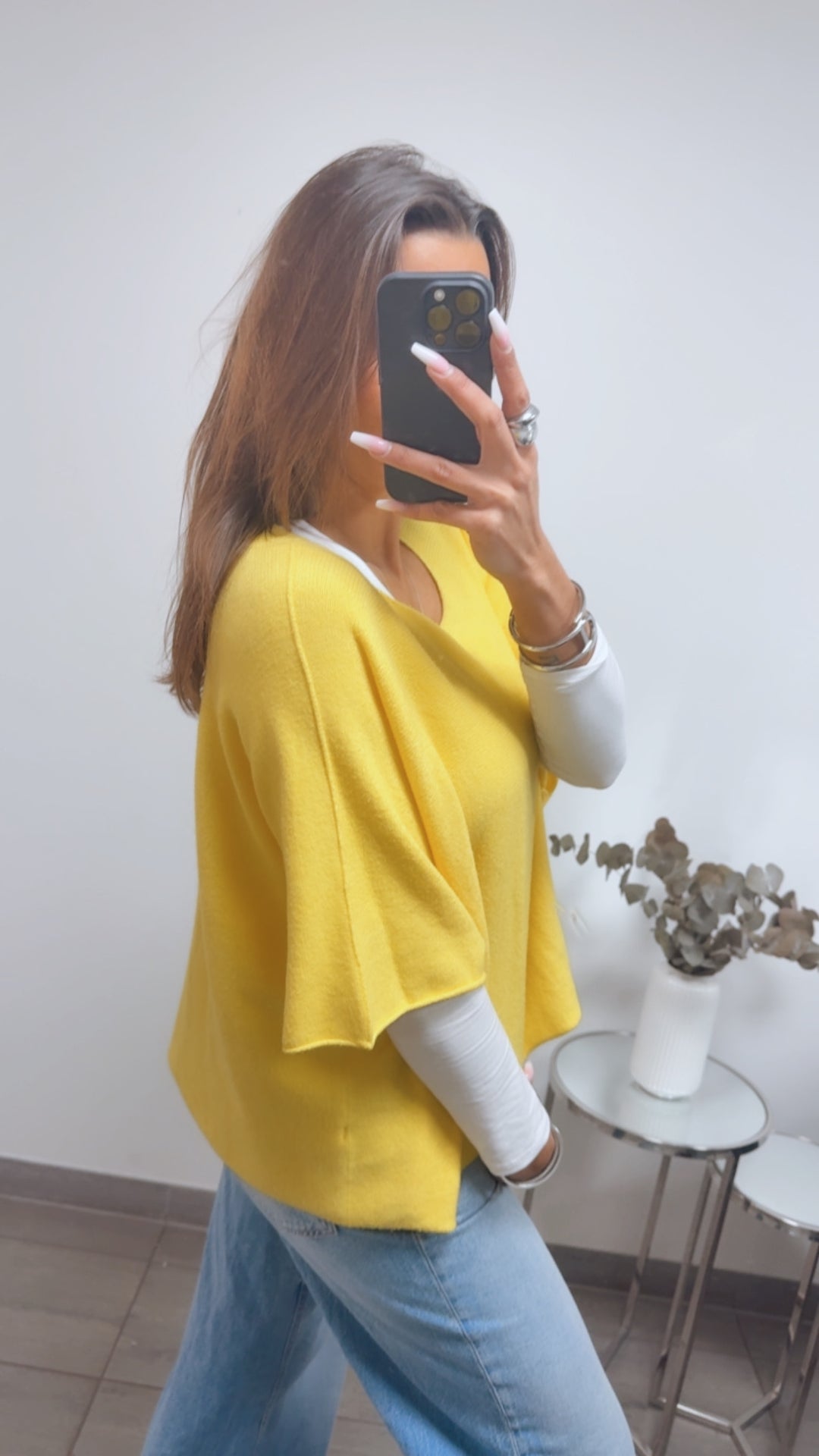 RUNDAUSSCHNITT ultra weiches T-Shirt Oberteil / gelb Art. 13795