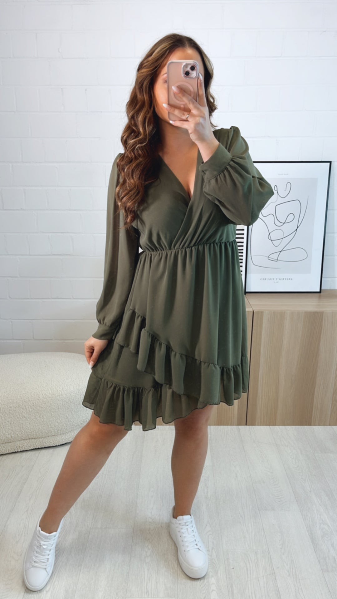 Chiffon Kleid in Wickeloptik / khaki Art. 9606