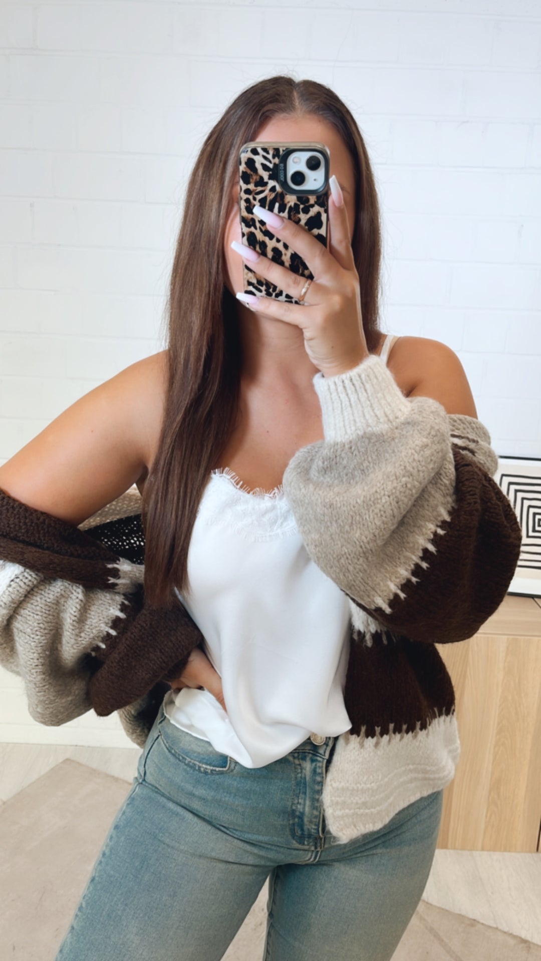 kurzer, mehrfarbiger Strick Cardigan / mokka braun - creme - beige Art. 11204