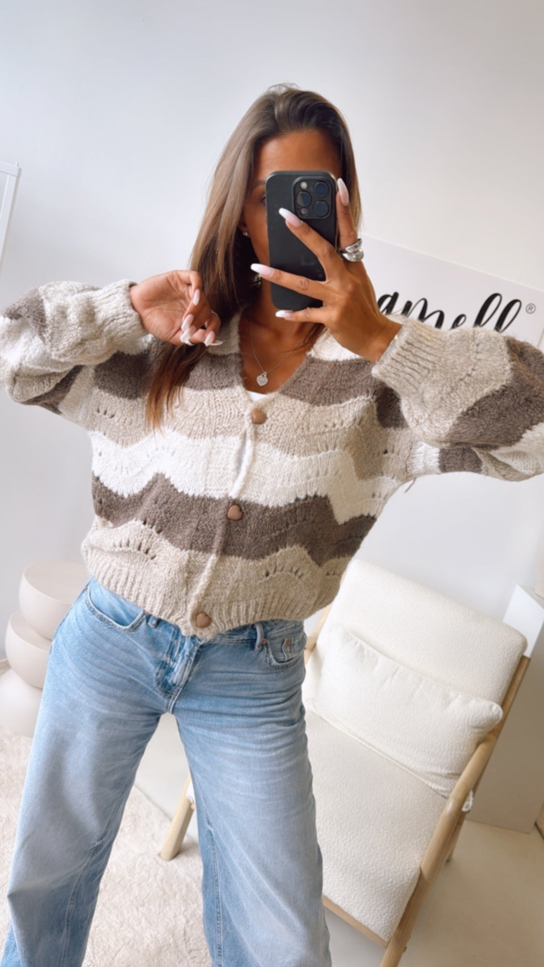 Strickjacke mit Herzknöpfen/ erdtöne creme-beige- taupe Art.11160