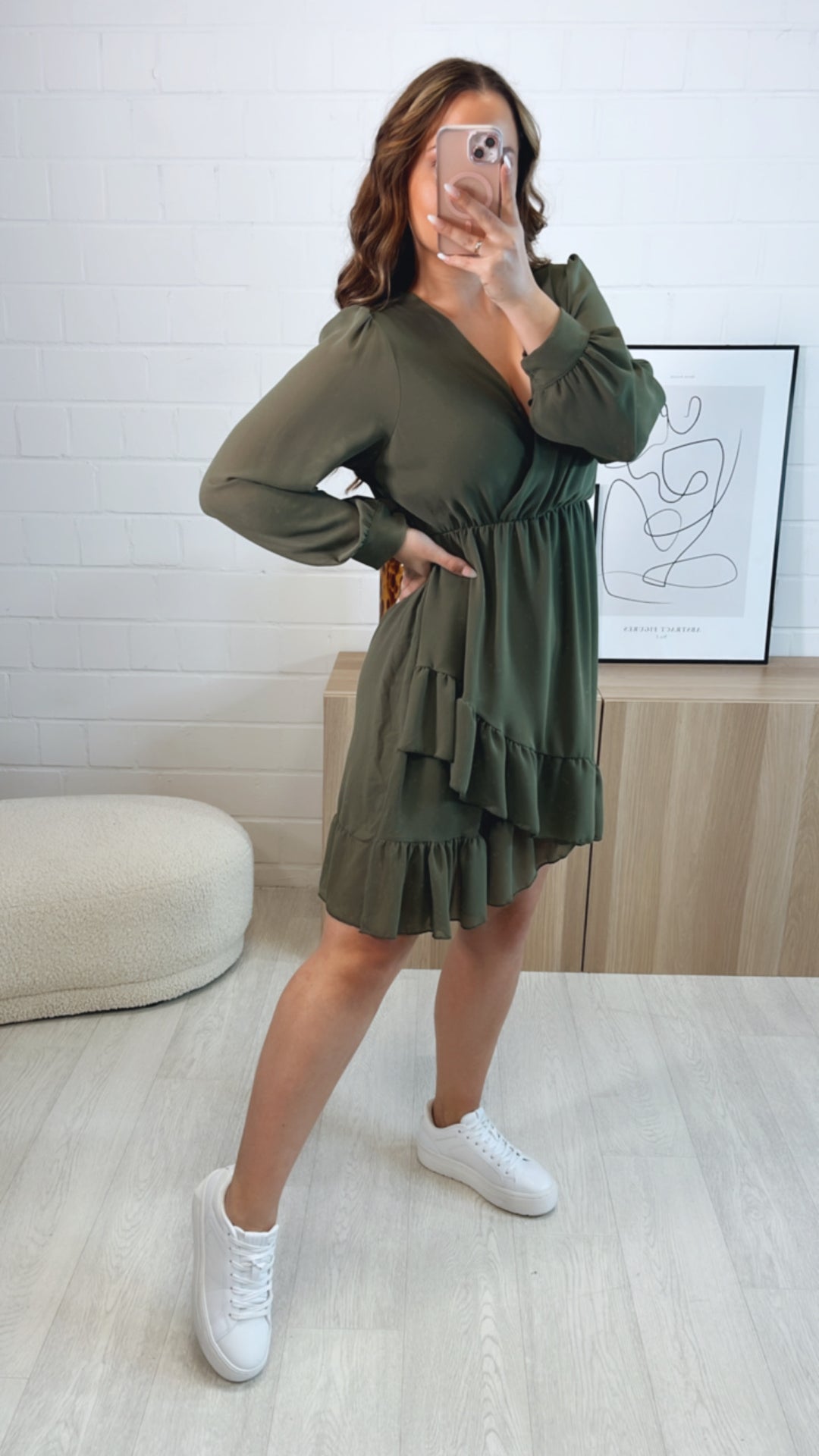 Chiffon Kleid in Wickeloptik / khaki Art. 9606