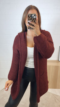 weicher Cardigan mit Kapuze, Taschen / bordeaux - rot Art. 122331