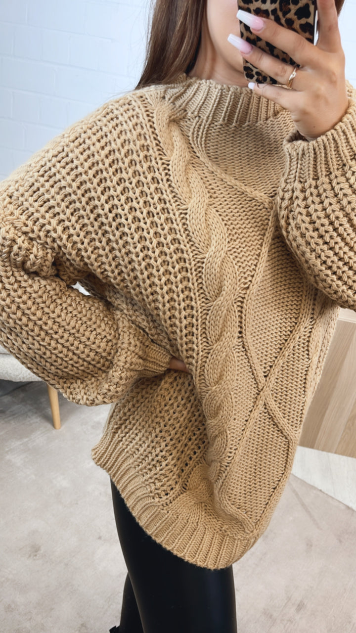 grober Strick Pullover mit Zopfmuster / camel Art. 12374