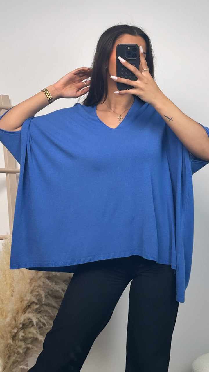 OVERSIZE leichter Pullover mit kurzen Fledermausärmeln / royal blau Art. 9273
