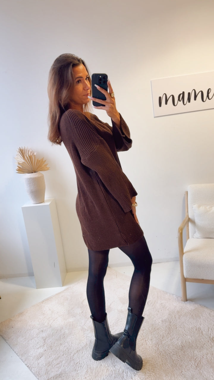 gradliniges Strick Kleid mit weitem Arm, V-Ausschnitt / schoko Braun Art. 12767