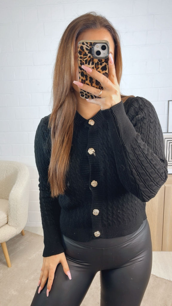 Oberteil / Jacke mit Zopfmuster und goldenen Knöpfen / schwarz Art. 12838
