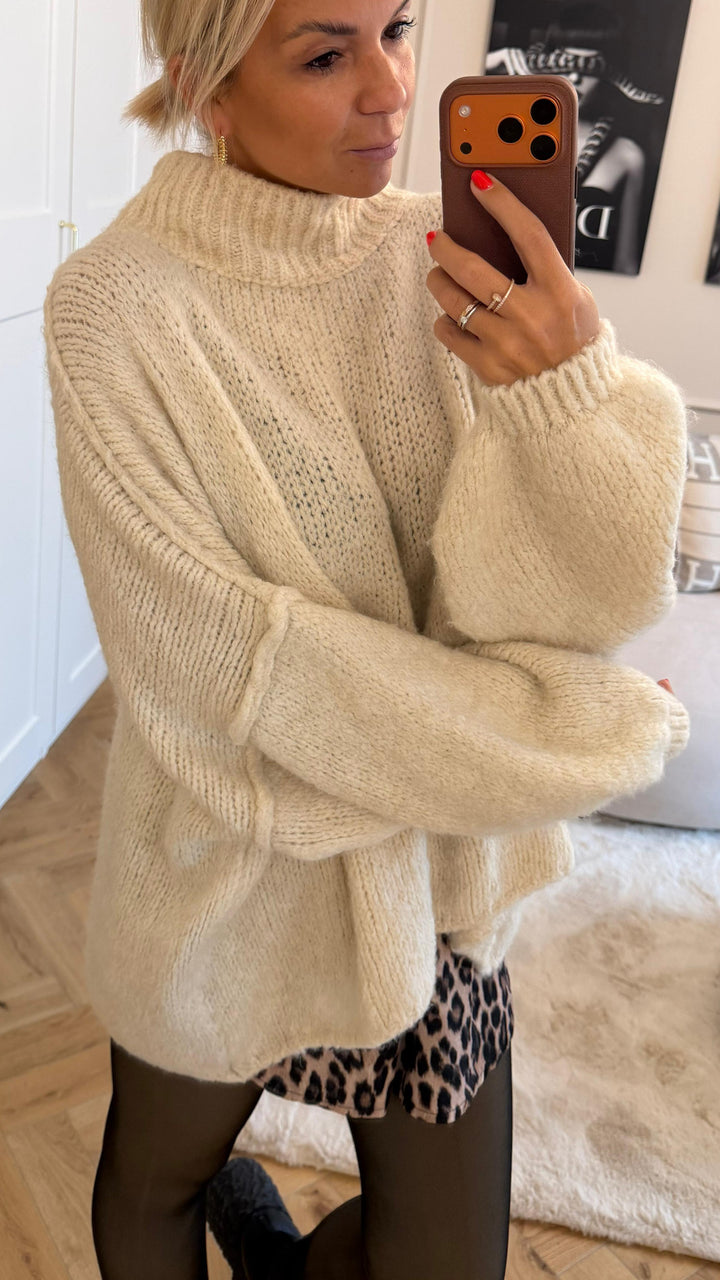 Ultra Oversize Kuschel - Pullover creme / wollweiss Art. 4053