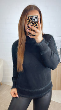 Pullover mit flauschigen Nähten / schwarz Art. 13035