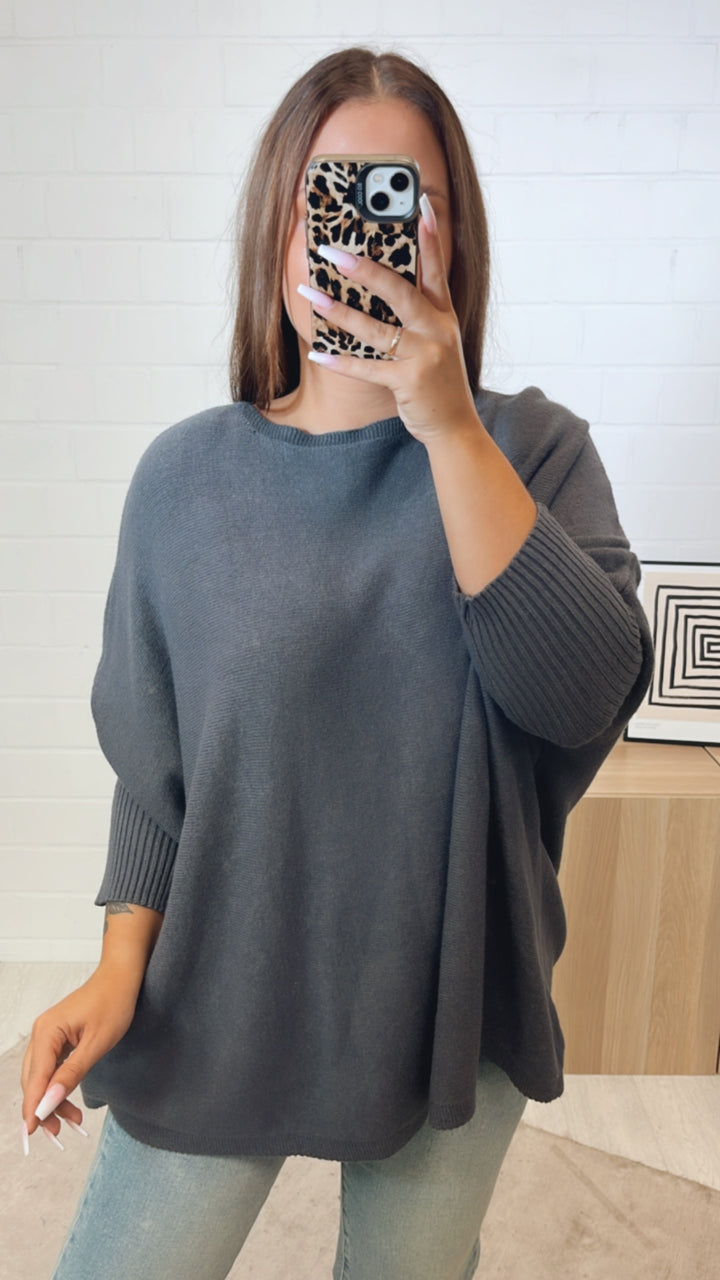 ultra weicher Pullover mit Fledermausärmeln / anthrazit Art. 11215