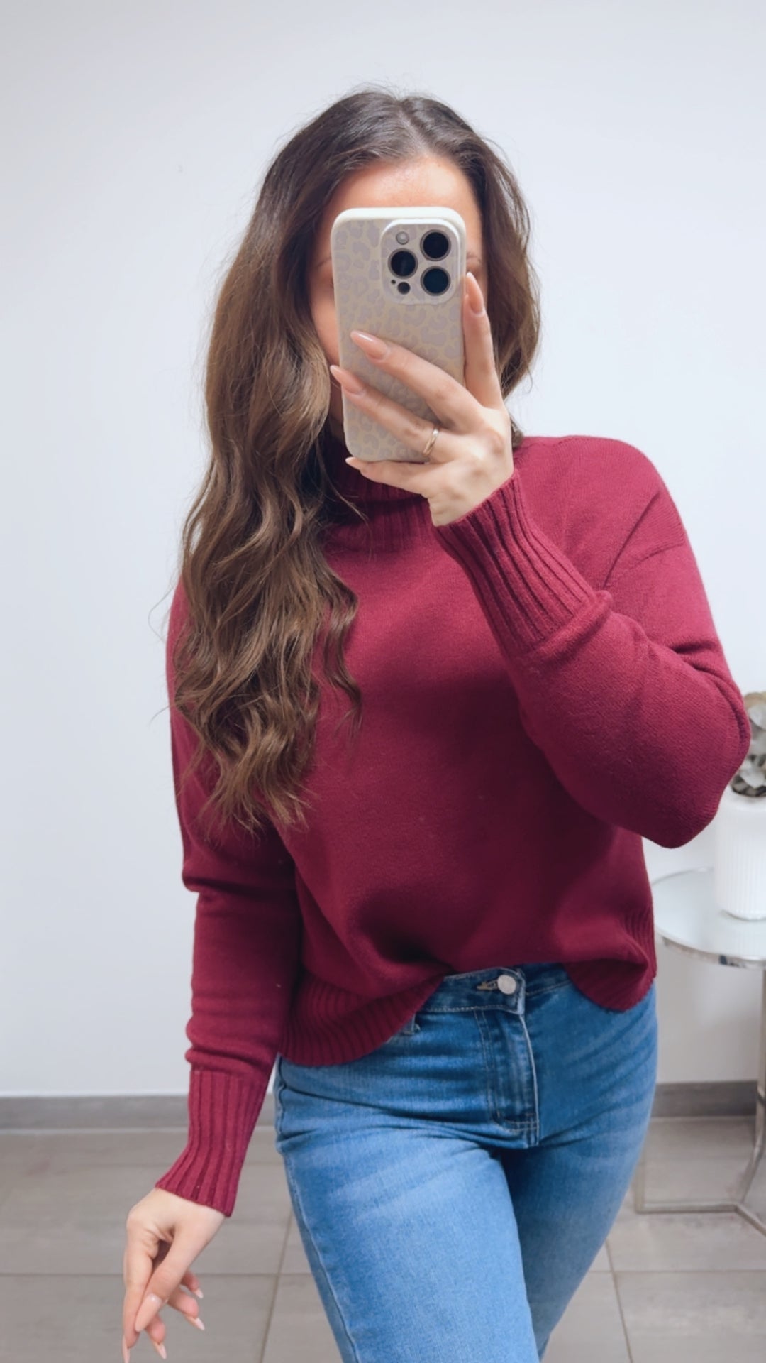 Feiner Strickpullover mit gerippten Akzenten / bordeaux Art.13881