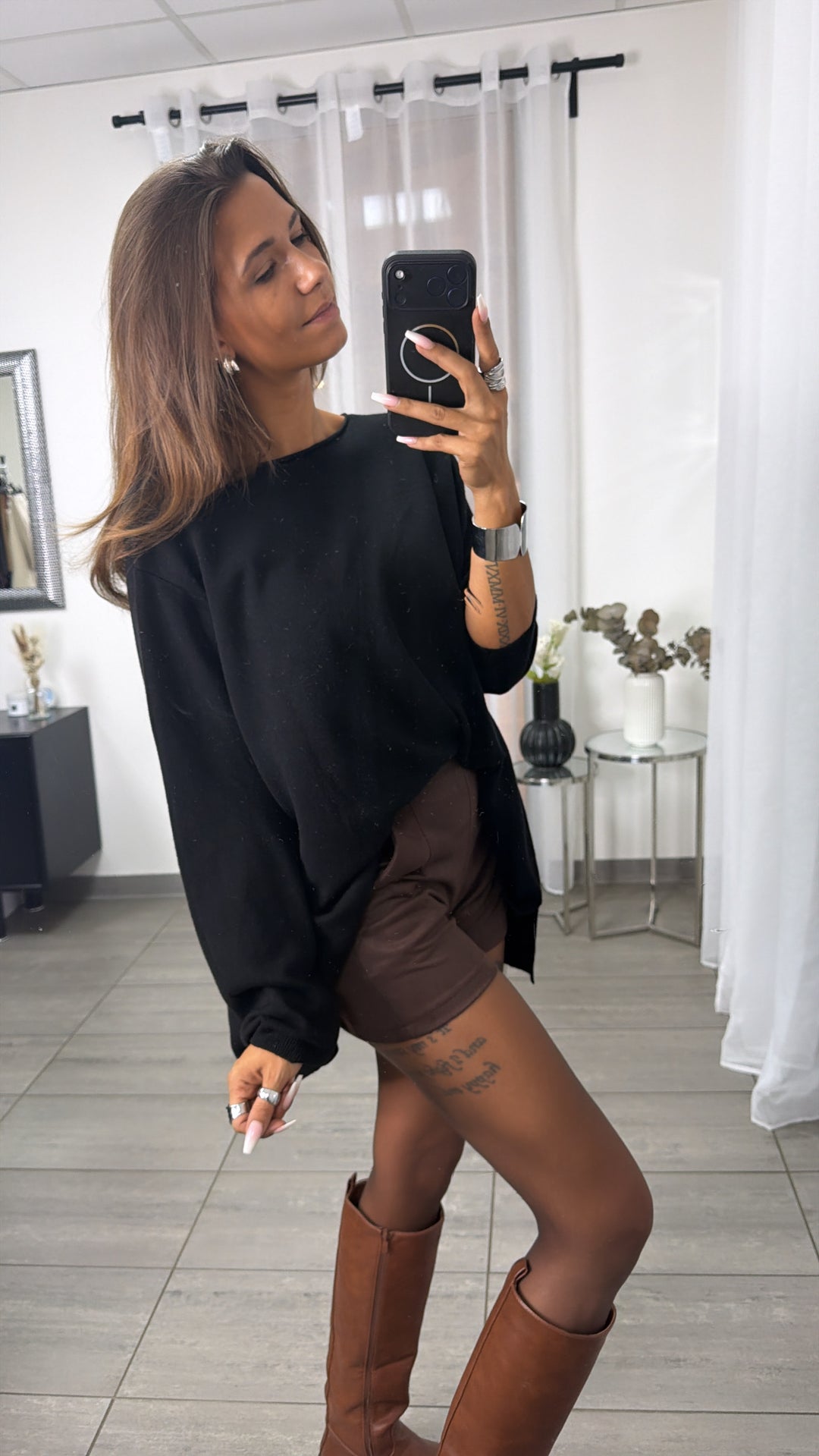 VELOURS Shorts mit Taschen / braun Art. 16351