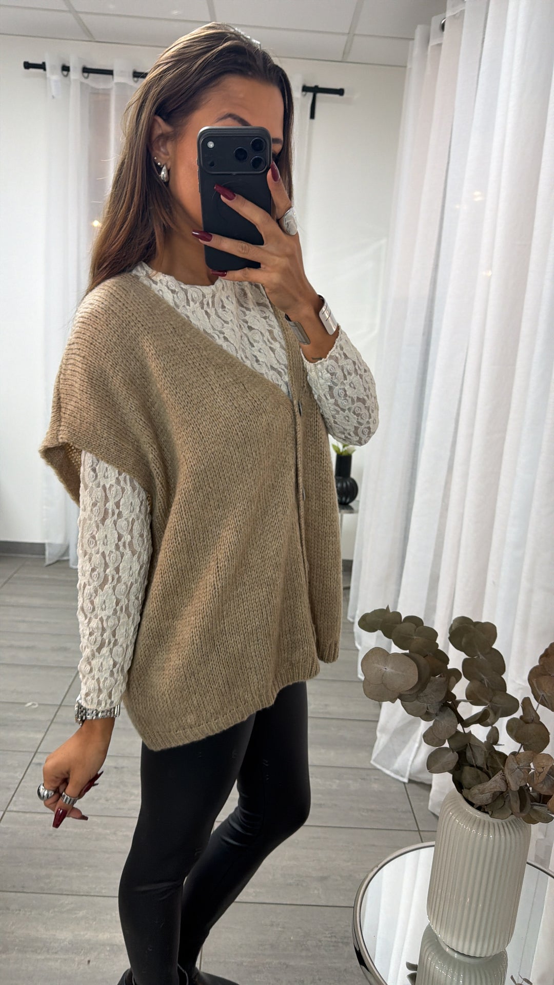 OVERSIZE wollfreier Pullunder mit V-Ausschnitt, Knöpfe / beige Art. 16613