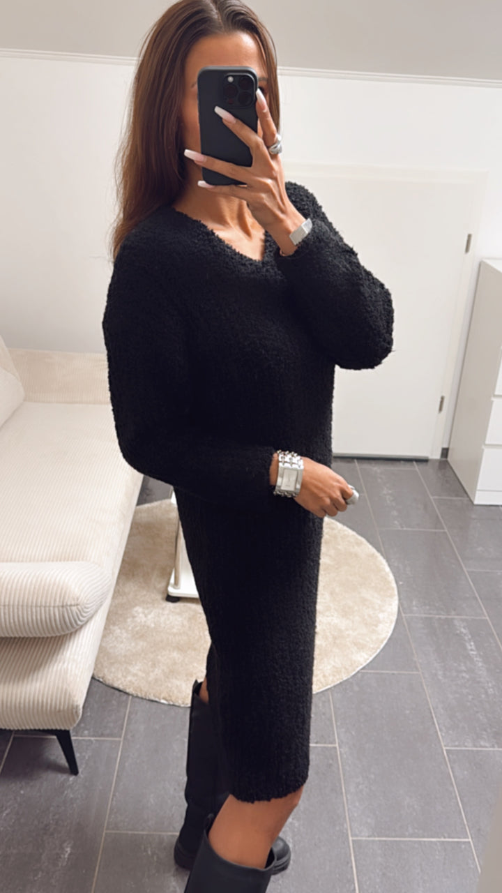 TEDDY Kuschel Kleid mit V-Ausschnitt / schwarz Art. 8069
