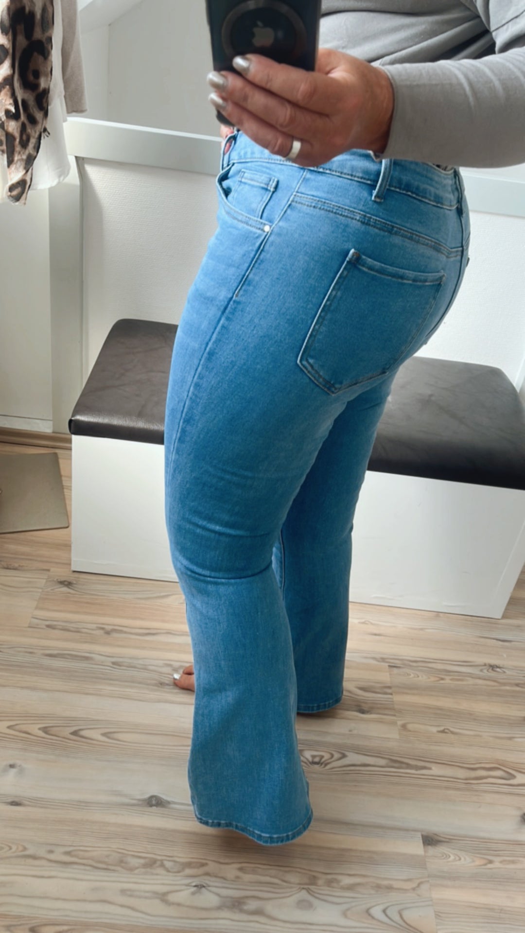 super stretch high waist Jeans " DJ2712 ", mit Schlag / denim blau Art. 10965