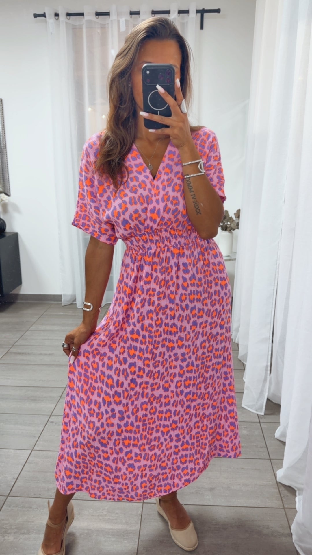 LEO Musselin Midi Sommerkleid, geraffte Taille / Beere - lila - Neon orange Art. 15447