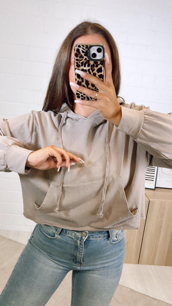 Crop Sweater mit Kapuze, Kängurutasche / taupe Art. 11011