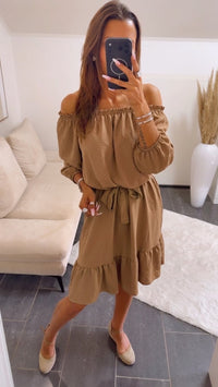 MIDI Off Shoulder Kleid mit Bindegürtel / cappuccino Art. 15543