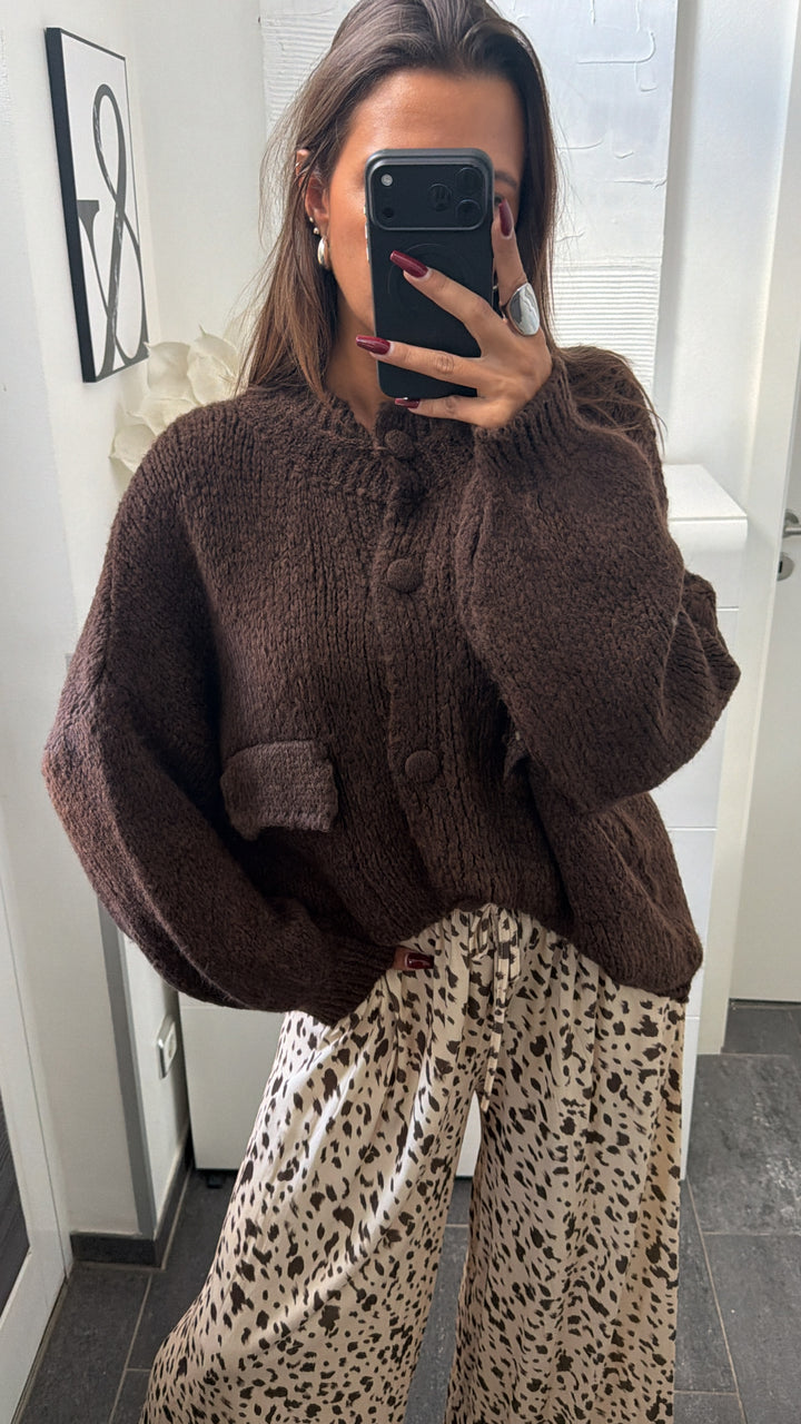 Oversize Strick Cardigan mit Taschen, Strick Knöpfe / Schoko braun Art. 16455