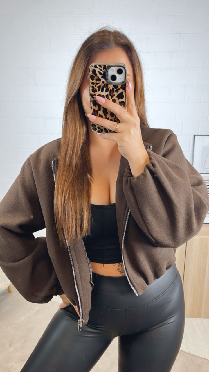 RUNDAUSSCHNITT TREND Loose Fit Jacke / schoko braun Art. 12847