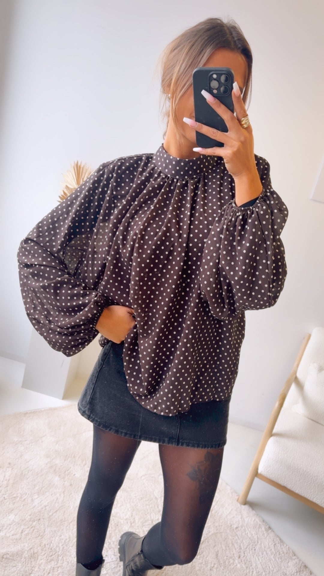 PUNKTE Chiffon Bluse / dunkel braun - weiss Art. 12766