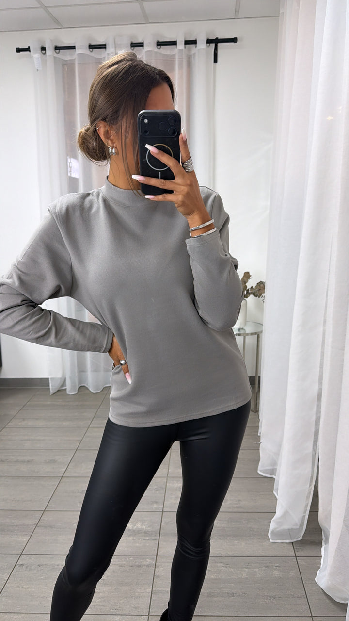 Softer Oversize Long Pullover mit leichtem Stehkragen / hell grau Art.16384