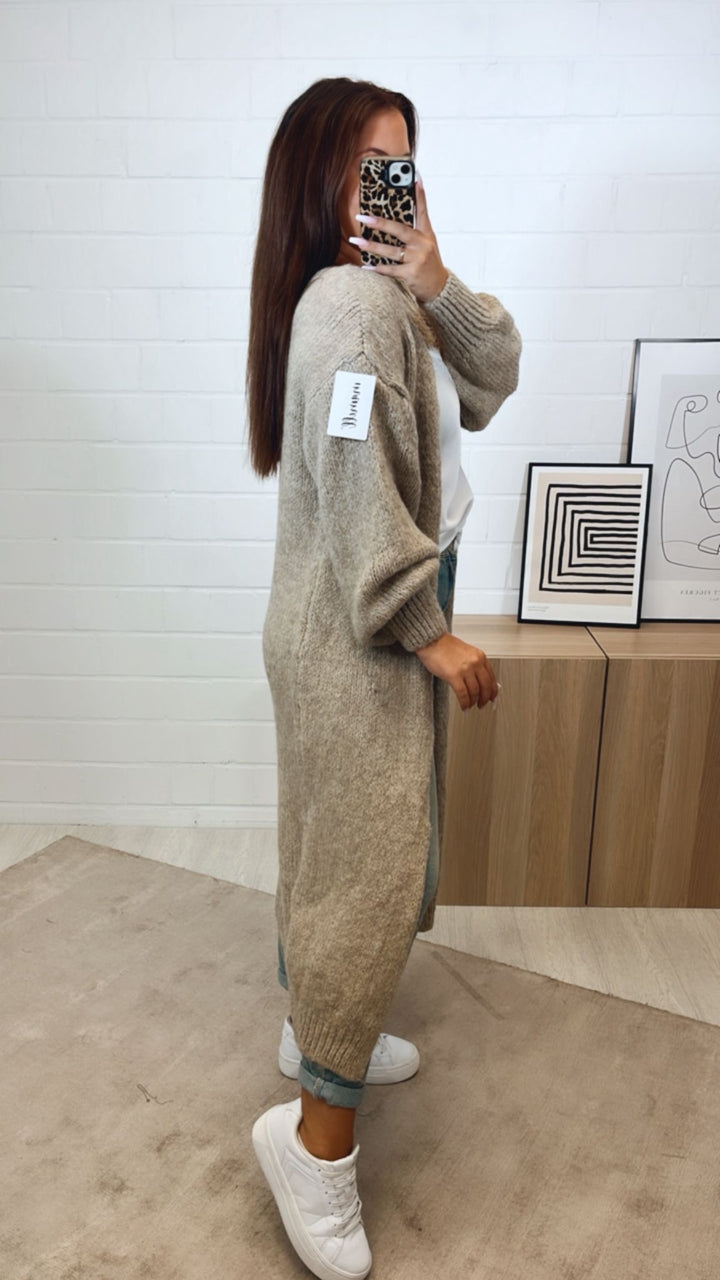 Langer Kuschel Cardigan / beige Art. 12281