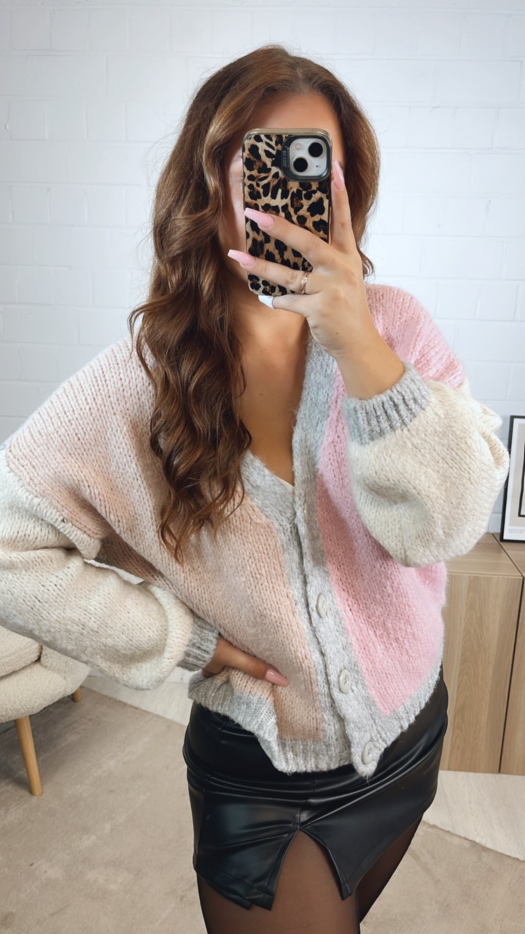 dreifarbiger Cardigan / hell grau - rosa - creme Art. 12611