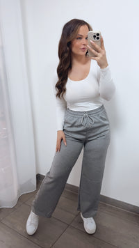 Baumwoll - Viskose - Mix Hose, gradliniges Bein / hell grau Art. 14628