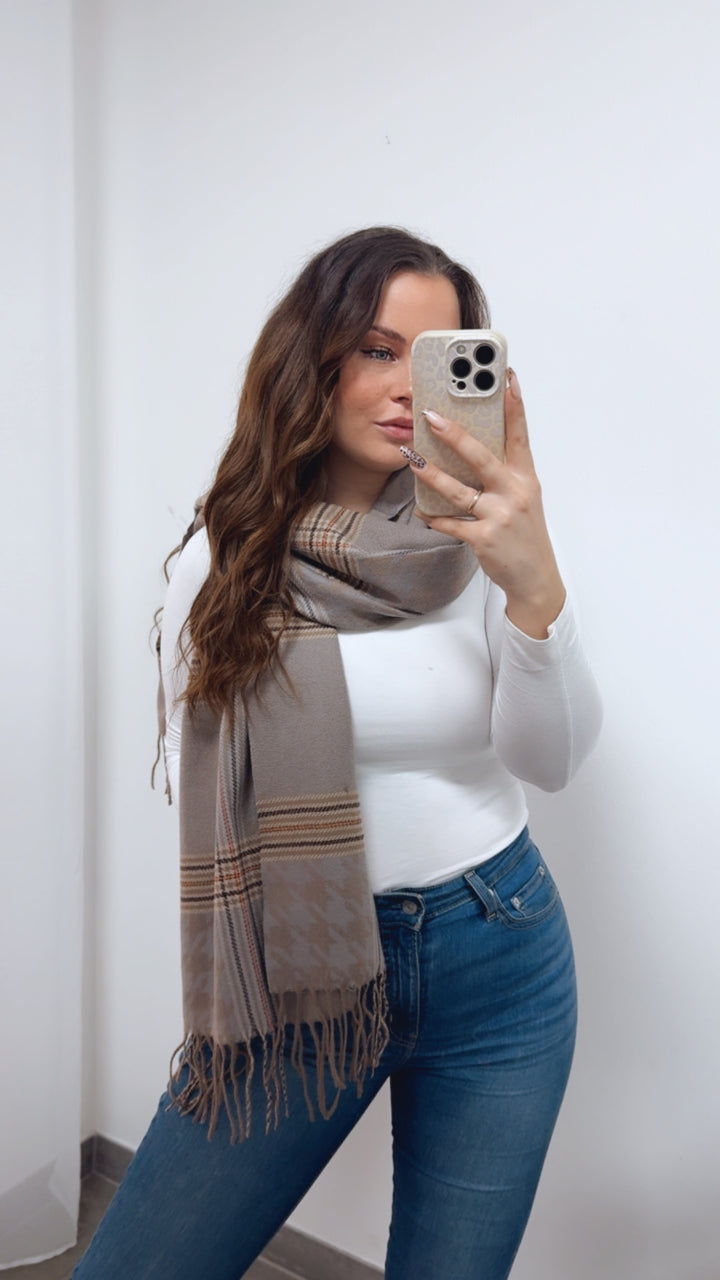 Statement Schal – Mix aus Streifen & Hahnentritt / grau - taupe - orange Art. 14358