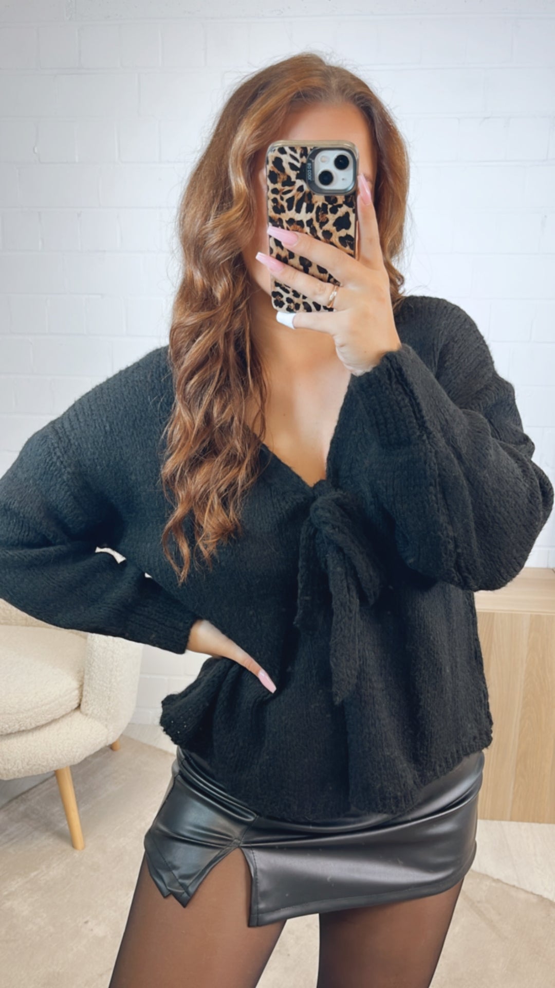 schlichter Strick Cardigan mit einer Schleife / schwarz Art. 12613