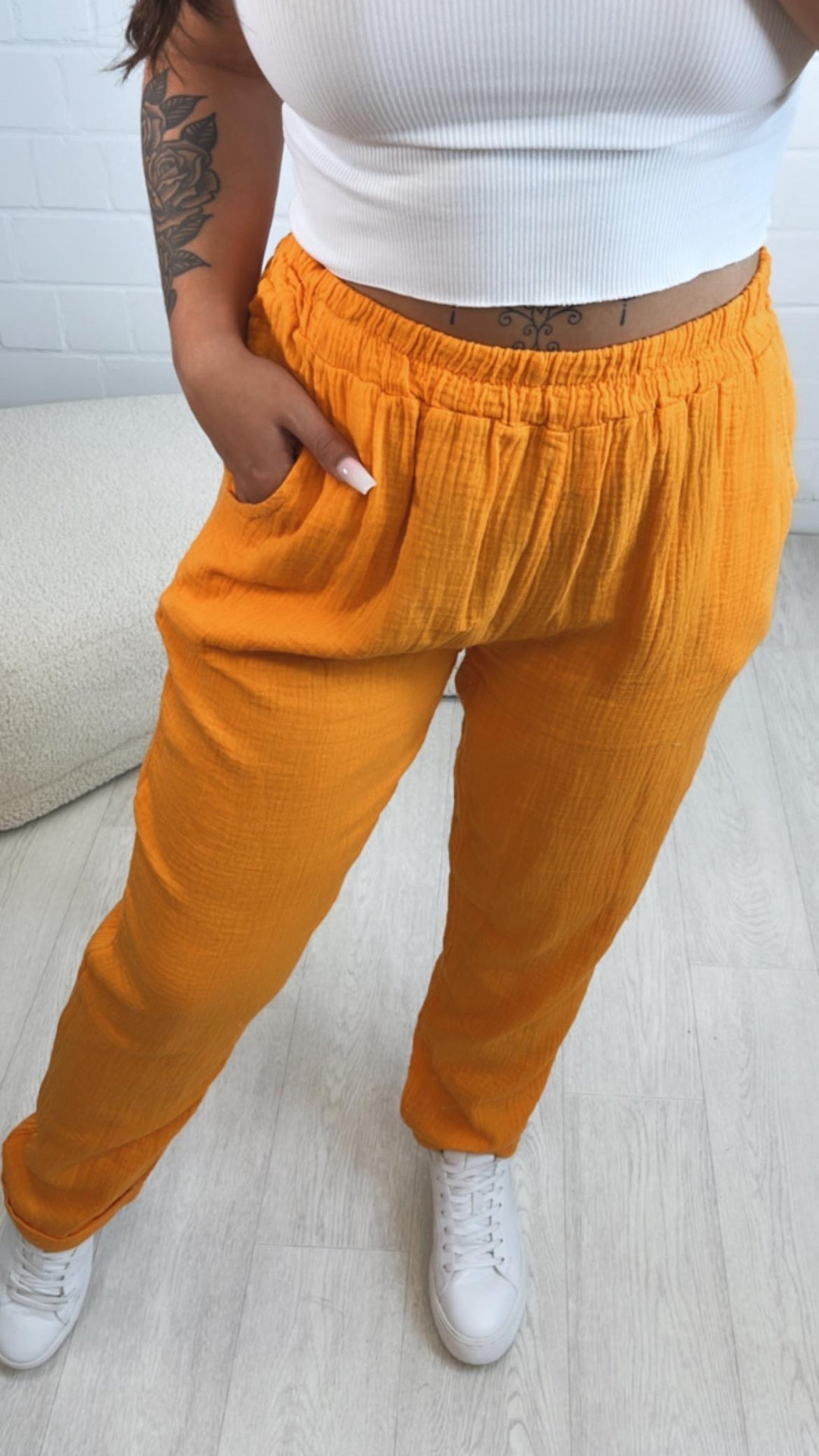 lange Musselin Hose mit Umschlag / orange Art. 10555