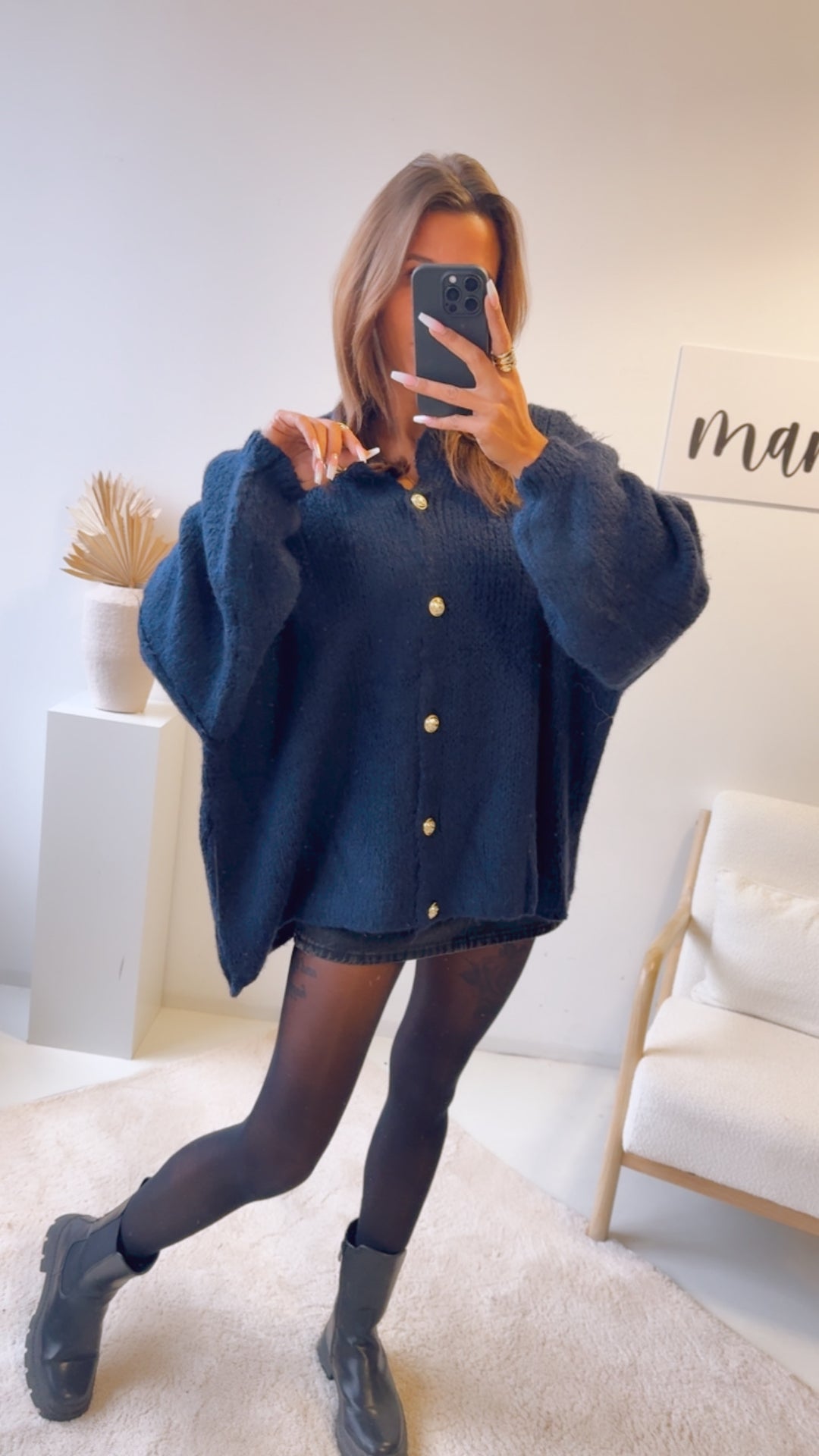 Kuschel Cardigan mit goldenen Knöpfen / Marine blau Art. 12761 KHX