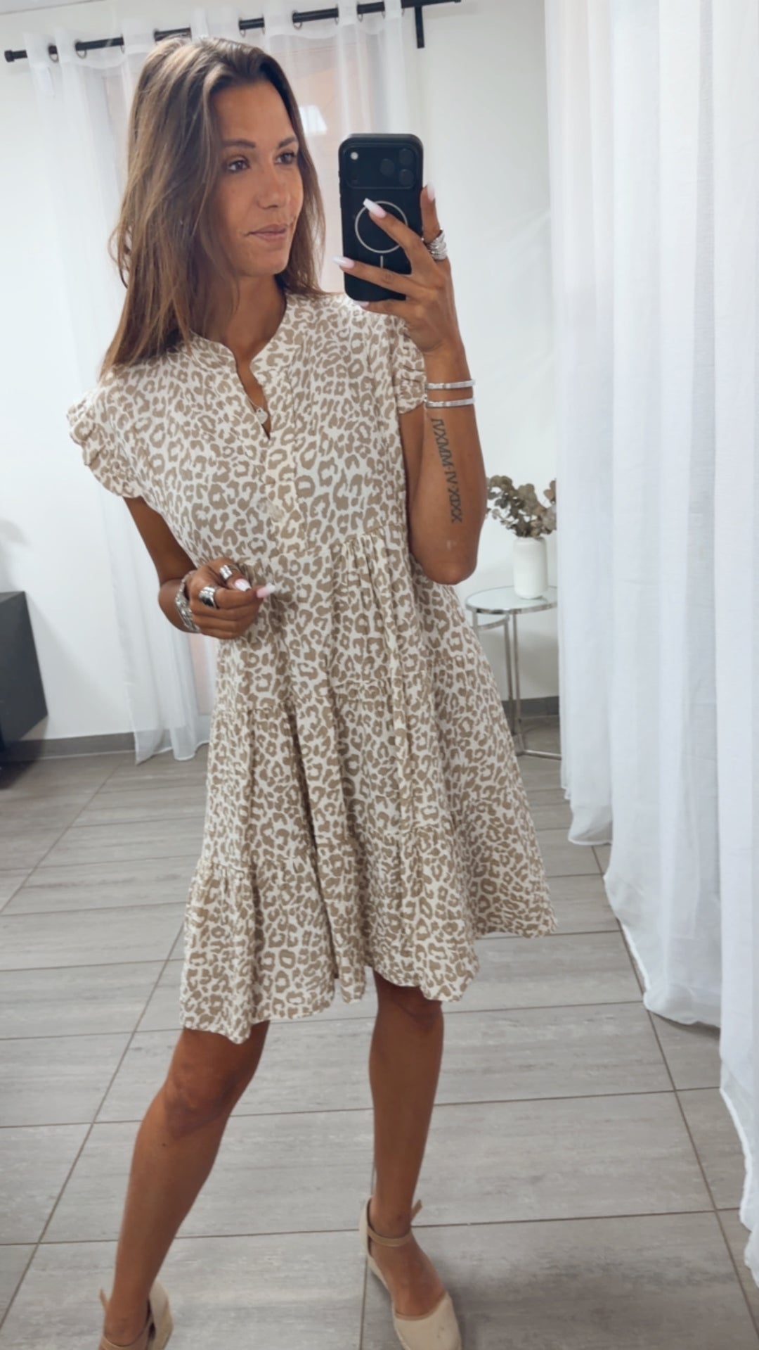 LEO Musselin Hängerchen Kleid / creme - cappuccino Art. 15249