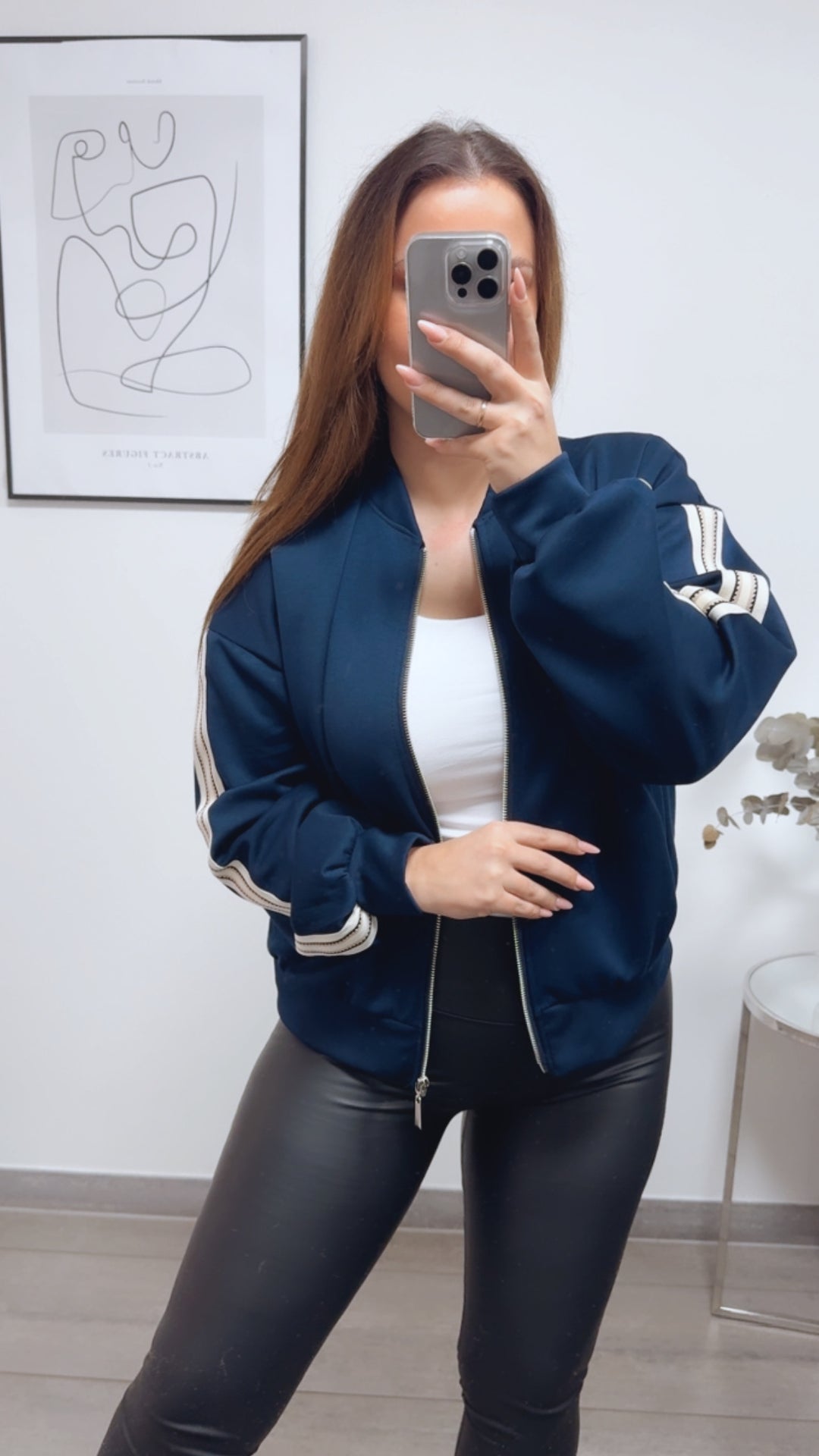 Sweat Jacke mit seitlichen Streifen / Marine blau - creme Art. 13248