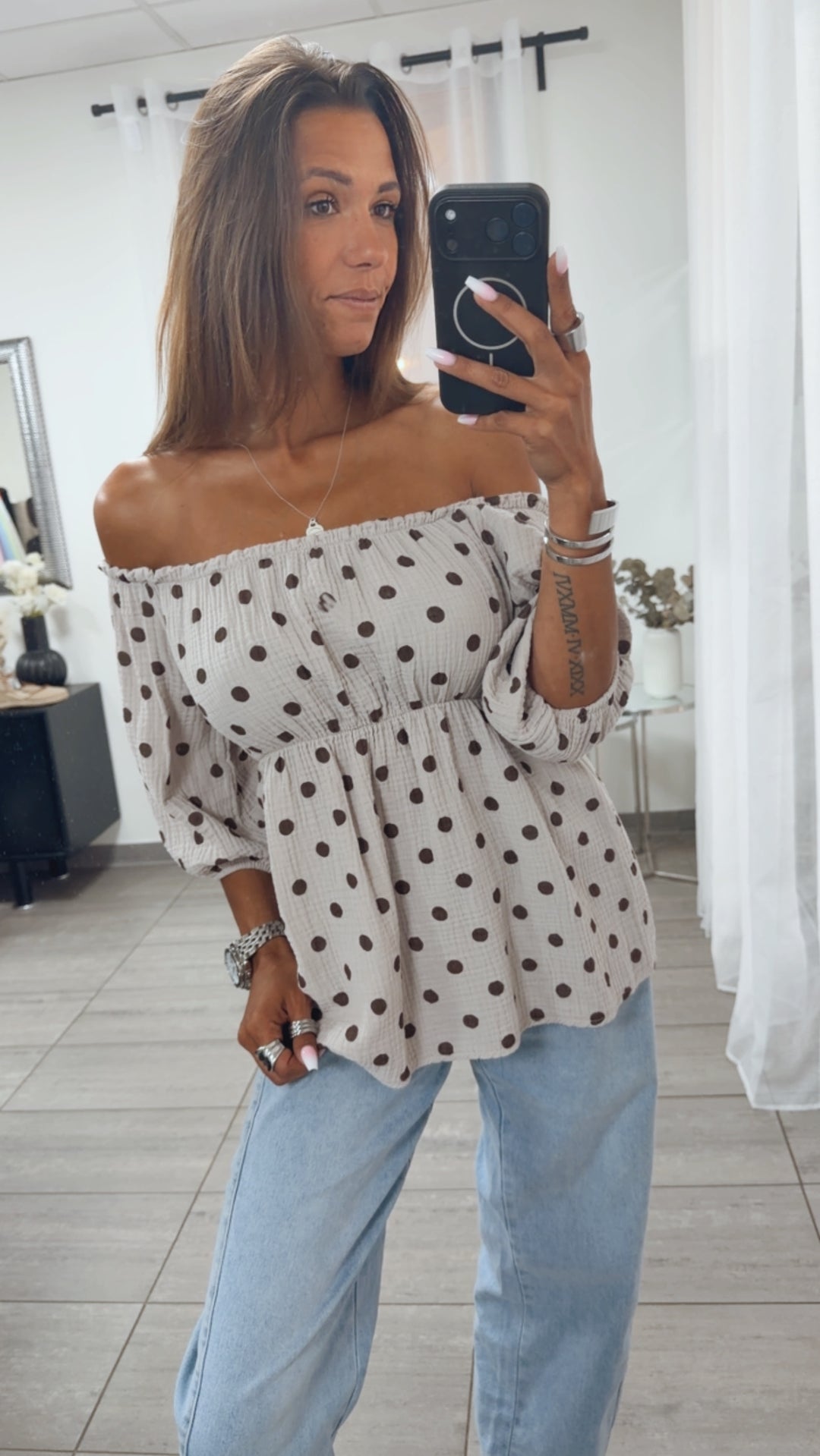 PUNKTE Musselin Oberteil, off - shoulder / light taupe - braun Art. 15356