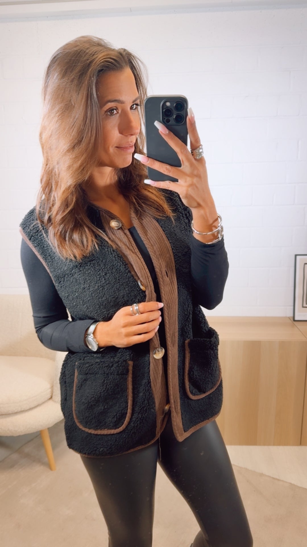 TEDDY Weste mit Cord Applikationen / schwarz - schoko braun Art. 13093