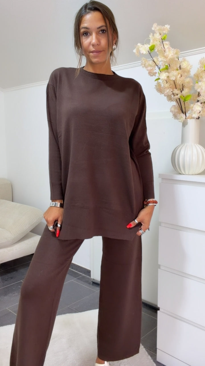 Strick Zweiteiler aus Oberteil und Hose / braun  Art. 4982