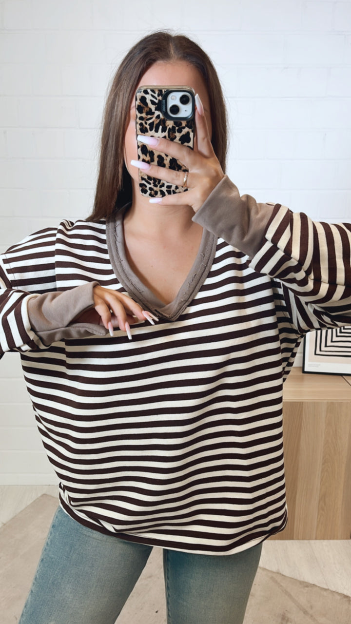 STREIFEN Sweater mit used V-Ausschnitt / creme - braun - taupe Art. 11214