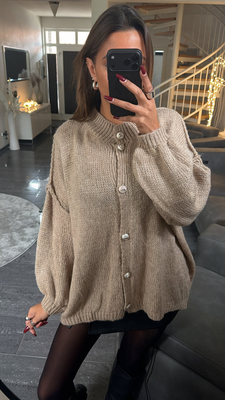 leichter Strick Cardigan mit goldenen Knöpfen / light camel Art. 16565