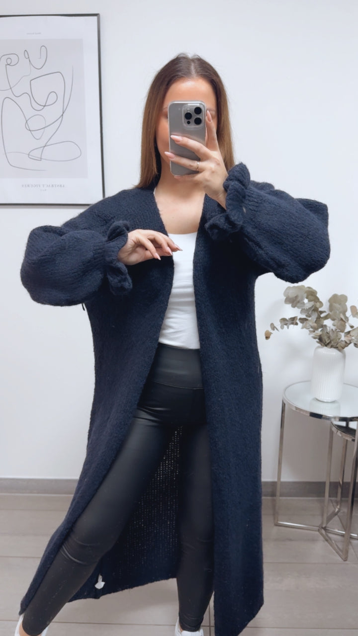 langer Kuschel Cardigan mit Volant Ärmeln / blau schwarz Art. 13239