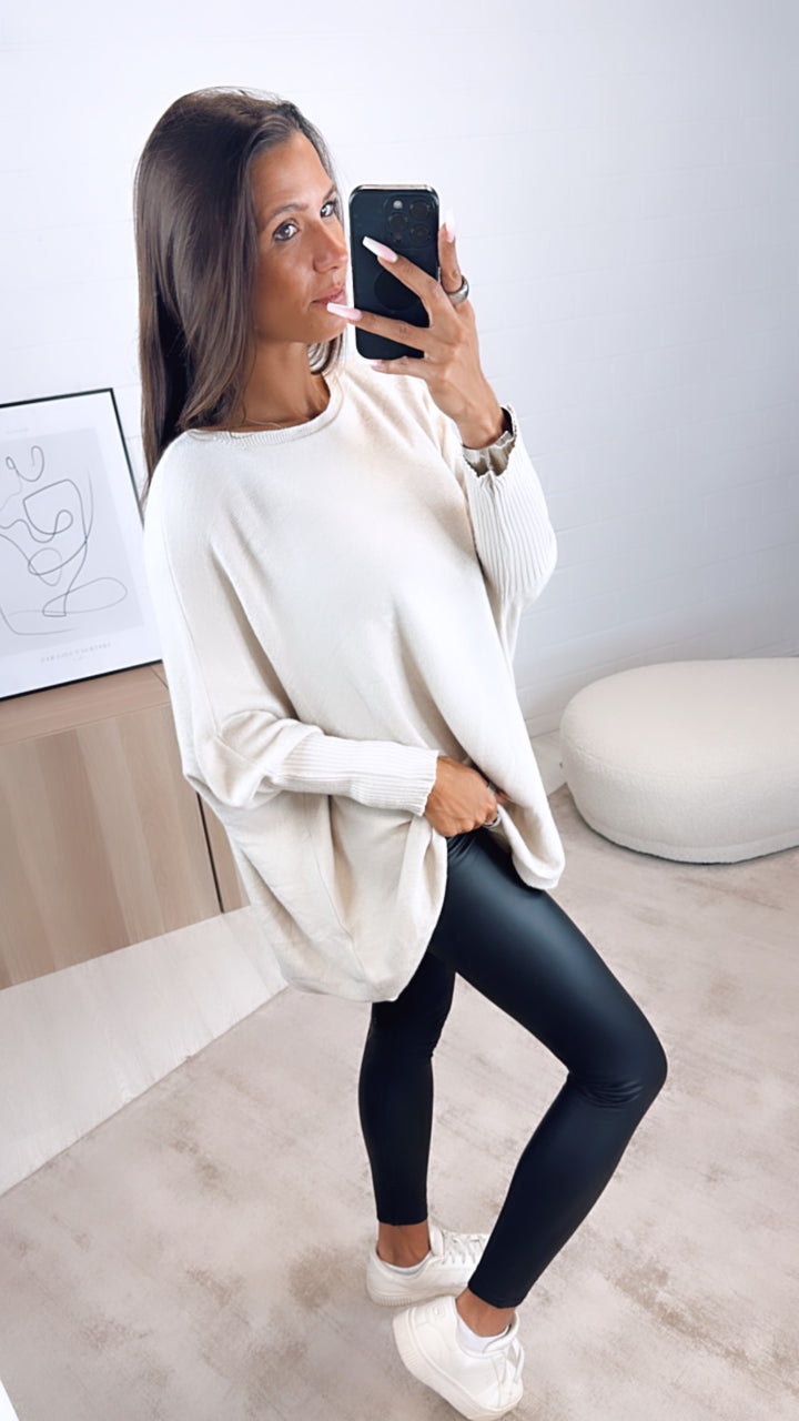 ultra weicher Pullover mit Fledermausärmeln / beige Art. 6861