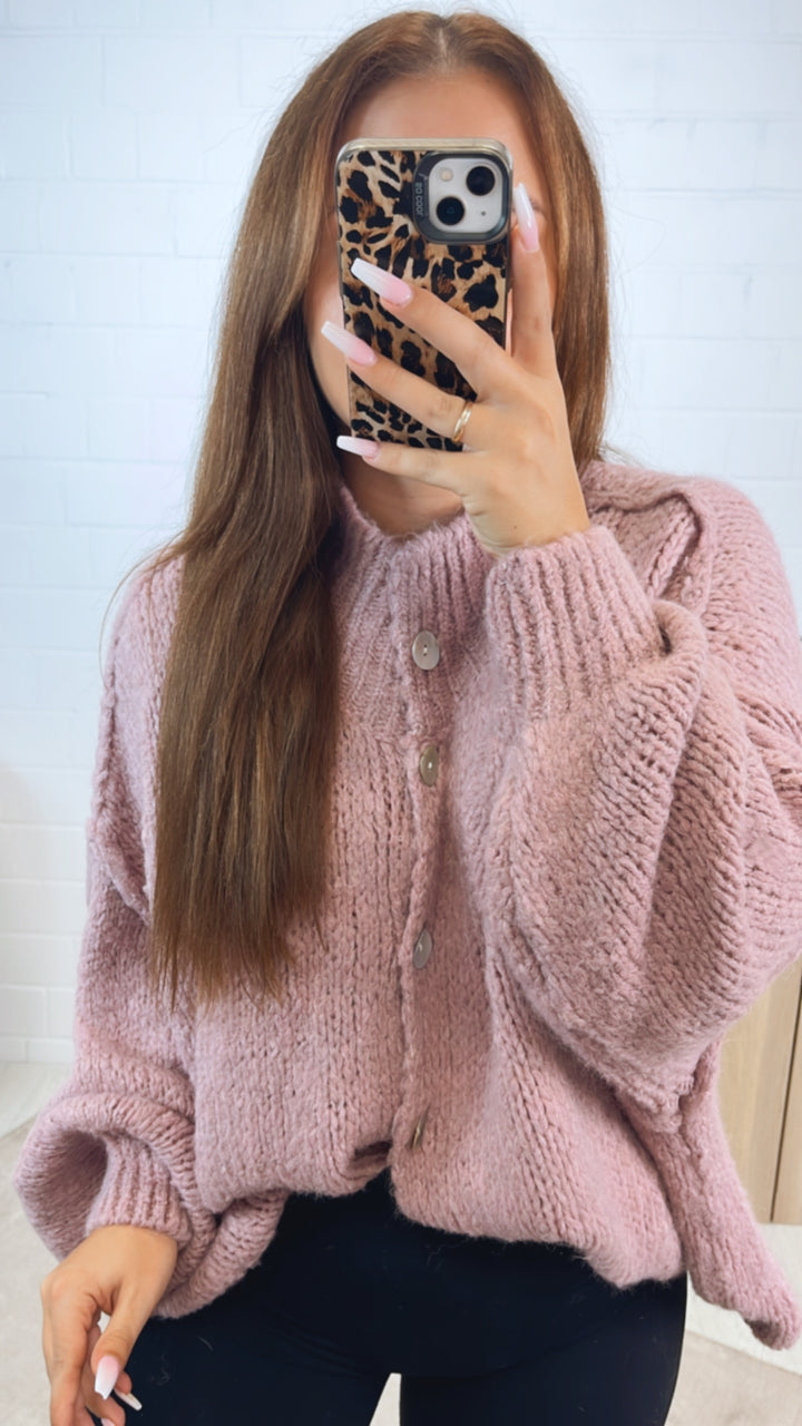 PERLMUTT KNÖPFE Kuschel Cardigan / beere Art. 12360