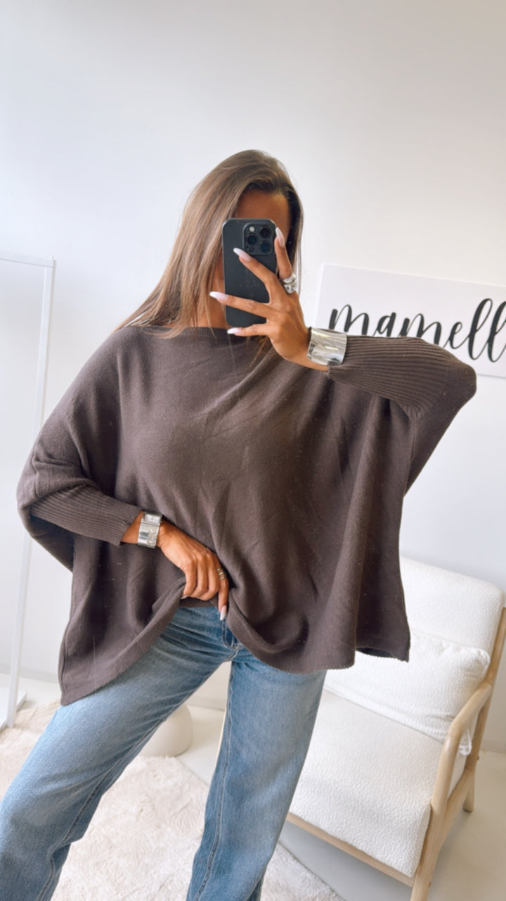 ultra weicher Pullover mit Fledermausärmeln / braun Art. 7361